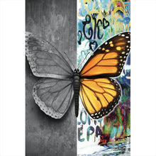 Lade das Bild in den Galerie-Viewer, Poster Schmetterling Modern Art Hochformat