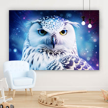 Lade das Bild in den Galerie-Viewer, Spannrahmenbild Schneeeule Galaxy Digital Art Querformat