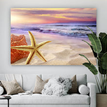 Lade das Bild in den Galerie-Viewer, Poster Seestern am Strand Querformat