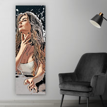 Lade das Bild in den Galerie-Viewer, Aluminiumbild Sexy Frau im Cartoon Style Panorama Hoch
