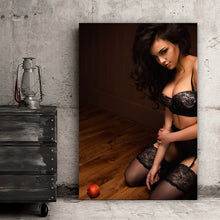 Lade das Bild in den Galerie-Viewer, Acrylglasbild Sexy Girl mit Äpfel Hochformat