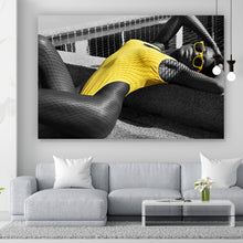 Lade das Bild in den Galerie-Viewer, Spannrahmenbild Sexy Girl No. 1 Querformat