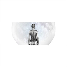 Lade das Bild in den Galerie-Viewer, Leinwandbild Silberne Frau vor Vollmond Panorama
