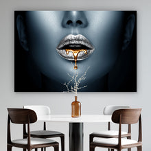 Lade das Bild in den Galerie-Viewer, Acrylglasbild Silberne Lippen Querformat