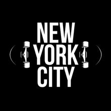 Lade das Bild in den Galerie-Viewer, Poster Skateboard New York City Quadrat