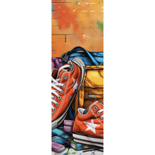 Lade das Bild in den Galerie-Viewer, Spannrahmenbild Sneaker Old School Street Art Panorama Hoch