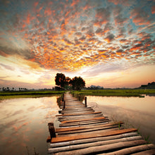 Lade das Bild in den Galerie-Viewer, Leinwandbild Sonnenuntergang am tropischen Fluss Quadrat