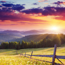 Lade das Bild in den Galerie-Viewer, Leinwandbild Sonnenuntergang in der Gebirgslandschaft Quadrat