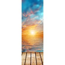 Lade das Bild in den Galerie-Viewer, Poster Sonnenuntergang über See Panorama Hoch