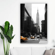 Lade das Bild in den Galerie-Viewer, Poster Streetlife Manhattan Hochformat
