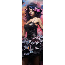 Lade das Bild in den Galerie-Viewer, Poster Südländische Burlesque Tänzerin No.1 Panorama Hoch
