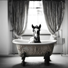 Lade das Bild in den Galerie-Viewer, Poster Süßes Pferd in der Wanne Quadrat