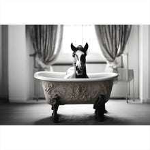 Lade das Bild in den Galerie-Viewer, Poster Süßes Pferd in der Wanne Querformat