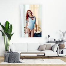 Lade das Bild in den Galerie-Viewer, Aluminiumbild Tattoo Girl No.1 Hochformat