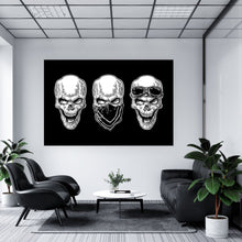 Lade das Bild in den Galerie-Viewer, Leinwandbild Three Skulls Querformat