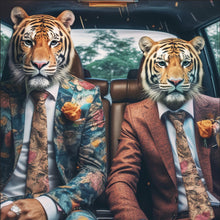 Lade das Bild in den Galerie-Viewer, Leinwandbild Tiger Duo im Anzug Digital Art Quadrat
