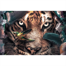 Lade das Bild in den Galerie-Viewer, Leinwandbild Tiger Floral Querformat