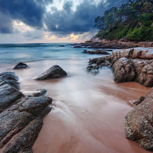 Lade das Bild in den Galerie-Viewer, Leinwandbild Tropical Beach Quadrat