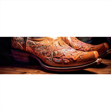 Lade das Bild in den Galerie-Viewer, Aluminiumbild gebürstet Verzierte Cowboy Boots Panorama