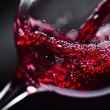 Lade das Bild in den Galerie-Viewer, Leinwandbild Vollmundiger Rotwein Quadrat