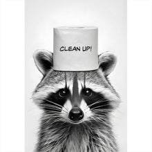 Lade das Bild in den Galerie-Viewer, Poster Waschbär mit Toilettenrolle Clean up Hochformat