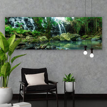 Lade das Bild in den Galerie-Viewer, Poster Wasserfall im Regenwald Panorama