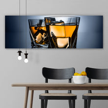 Lade das Bild in den Galerie-Viewer, Leinwandbild Whiskeygläser mit Eiswürfeln Panorama