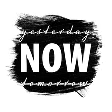 Lade das Bild in den Galerie-Viewer, Spannrahmenbild Yesterday Now Tomorrow Quadrat