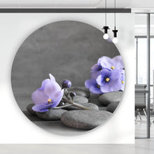 Lade das Bild in den Galerie-Viewer, Aluminiumbild gebürstet Zen Steine mit Lila Blumen Kreis