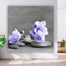 Lade das Bild in den Galerie-Viewer, Spannrahmenbild Zen Steine mit Lila Blumen Quadrat