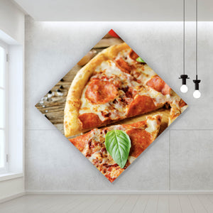 Aluminiumbild gebürstet Appetitliche Pizza auf Holz Raute