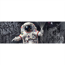 Lade das Bild in den Galerie-Viewer, Spannrahmenbild Astronaut mit Planeten Ballons Panorama
