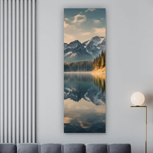 Leinwandbild Atemberaubende Landschaft mit Bergen und See Panorama Hoch