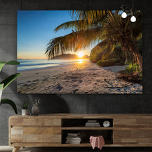 Lade das Bild in den Galerie-Viewer, Spannrahmenbild Atemberaubender Strand Sonnenuntergang Querformat
