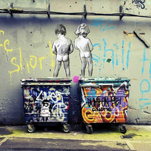 Lade das Bild in den Galerie-Viewer, Aluminiumbild Banksy - Life is short Quadrat
