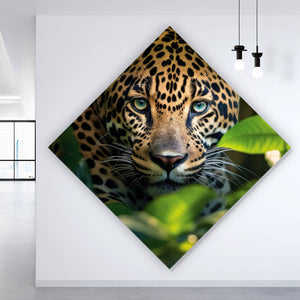 Leinwandbild Beeindruckendes Leoparden Porträt im Dschungel Raute