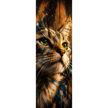 Lade das Bild in den Galerie-Viewer, Aluminiumbild gebürstet Beeindruckendes modernes Katzenportrait im Street Art Stil Panorama Hoch
