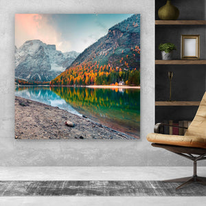 Spannrahmenbild Berglandschaft mit Spiegelung im See Quadrat