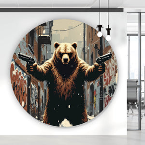 Aluminiumbild Bewaffneter Bär in schneebedeckter Stadtgasse Kreis