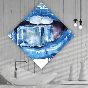 Spannrahmenbild Blaue Lippen mit Eiswürfel Raute