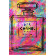 Lade das Bild in den Galerie-Viewer, Acrylglasbild Parfum vor farbenfrohem Hintergrund Hochformat

