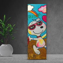 Lade das Bild in den Galerie-Viewer, Leinwandbild Comic Hund Snoopi mit Herzmotiv Panorama Hoch
