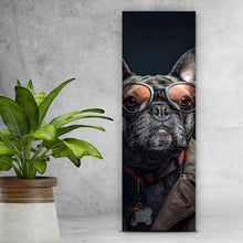 Lade das Bild in den Galerie-Viewer, Aluminiumbild gebürstet Coole Bulldogge mit Brille und Jacke Panorama Hoch
