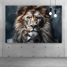 Lade das Bild in den Galerie-Viewer, Leinwandbild Edles Löwenporträt im eleganten Anzug Querformat
