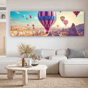 Leinwandbild Eindrucksvolle Ballonfahrt über Landschaft Panorama