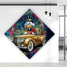 Lade das Bild in den Galerie-Viewer, Spannrahmenbild Eindrucksvolle Ente in einem Luxusauto Raute
