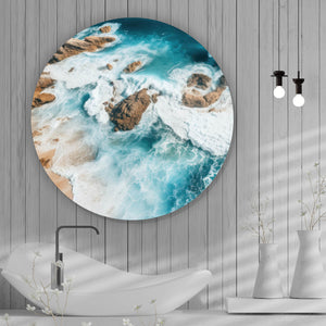 Aluminiumbild Eindrucksvolles Meeresrauschen auf Felsen Kreis