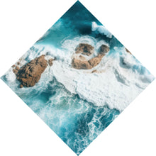 Lade das Bild in den Galerie-Viewer, Spannrahmenbild Eindrucksvolles Meeresrauschen auf Felsen Raute
