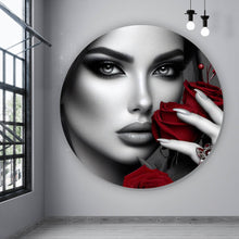 Lade das Bild in den Galerie-Viewer, Aluminiumbild Elegante Frau mit Rosen und Schmuck No. 2 Kreis
