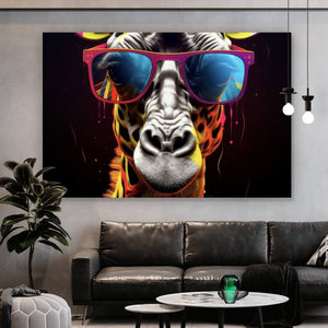 Poster Farbenfrohe Giraffe mit Sonnenbrille Querformat